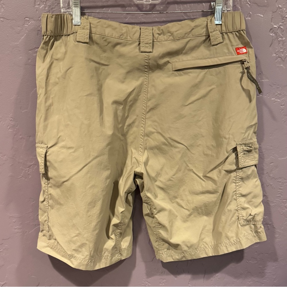 The North Face Men's Beige Cargo Shorts - L